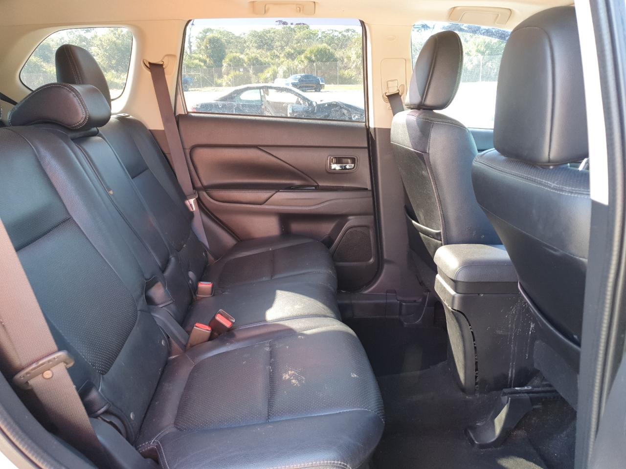 MITSUBISHI OUTLANDER GT