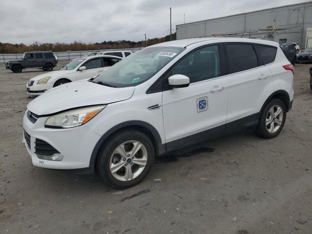 Global Auto Auctions: 2015 FORD ESCAPE SE