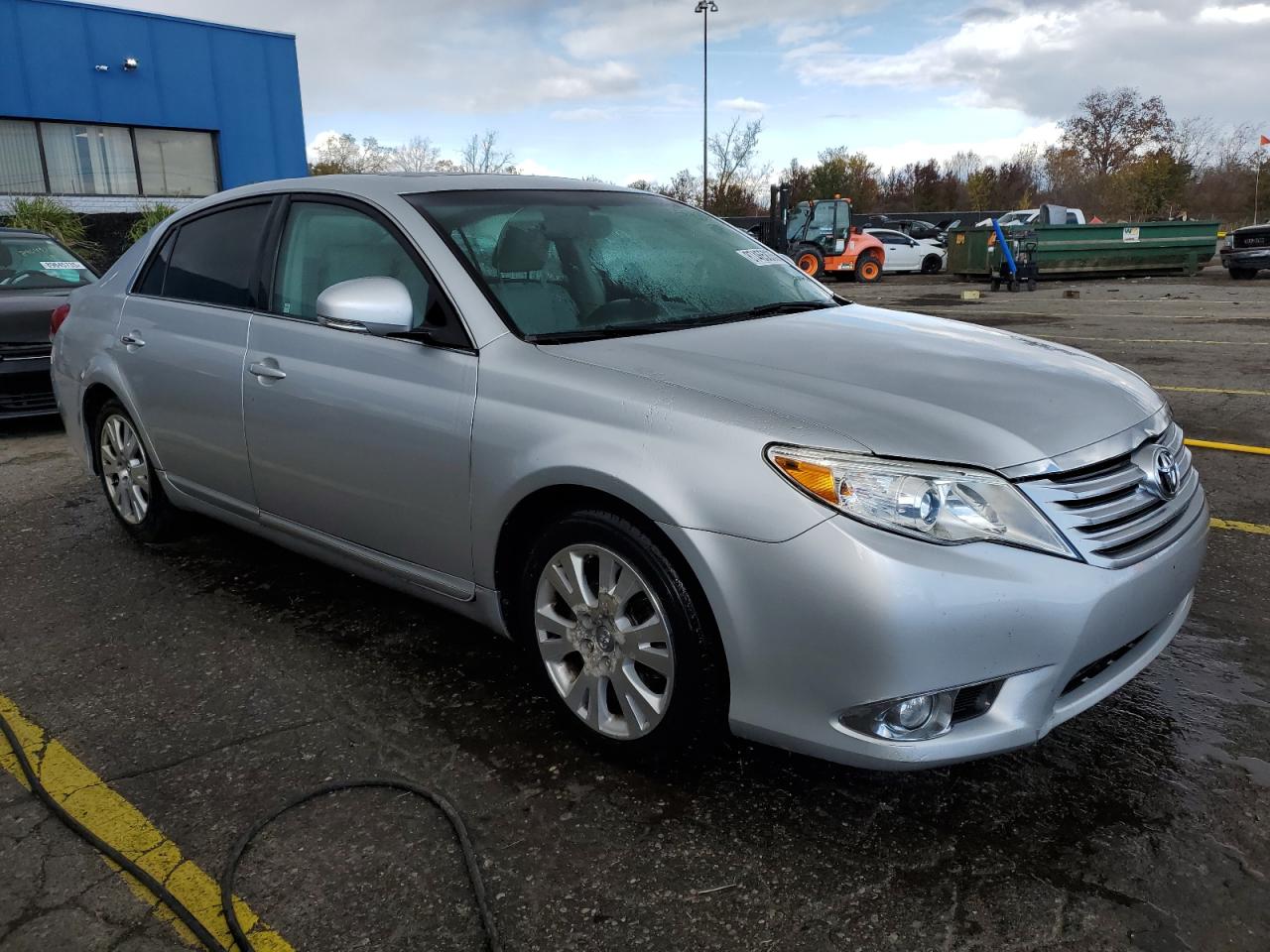 TOYOTA AVALON BASE