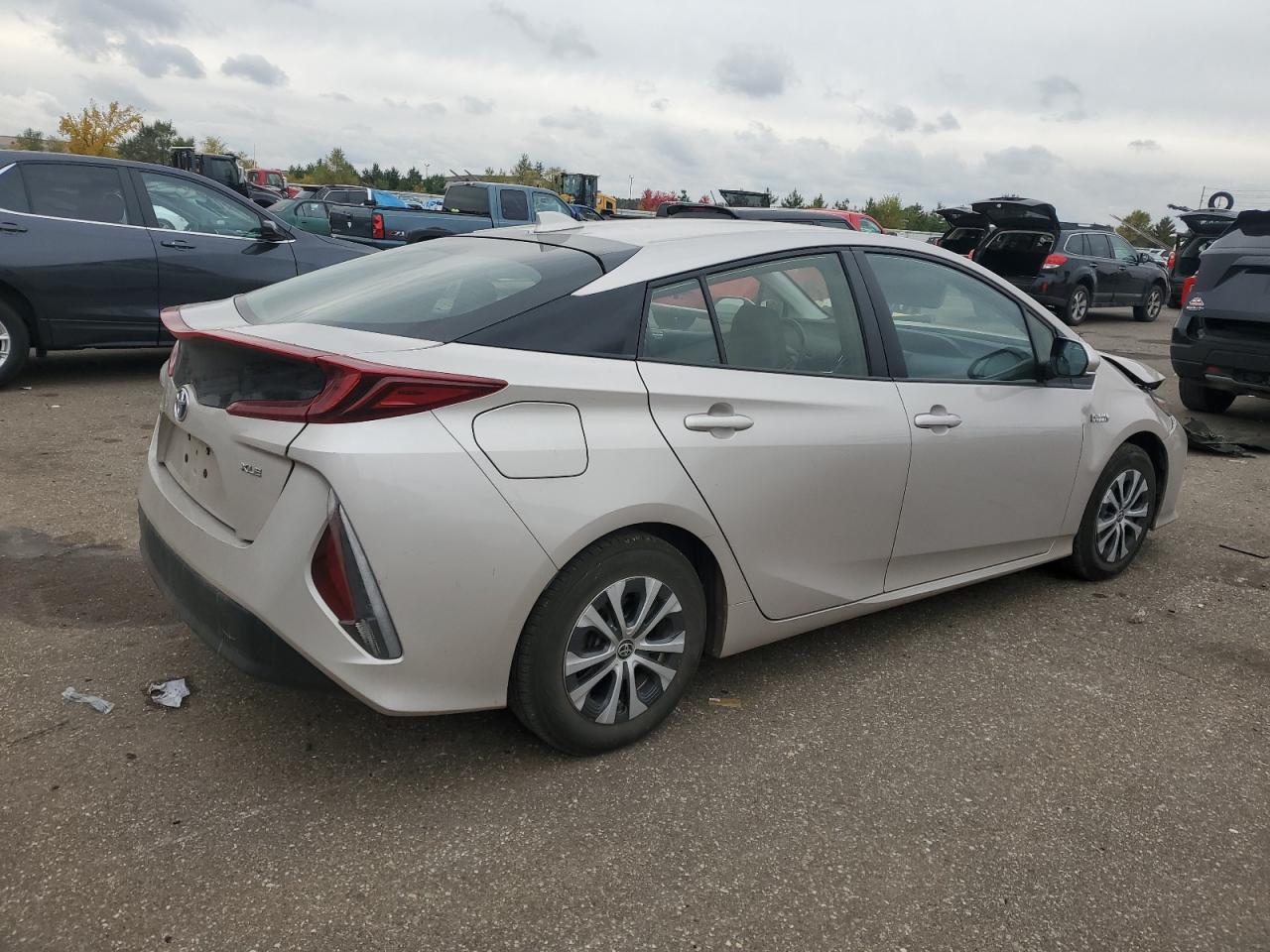 TOYOTA PRIUS PRIME LE