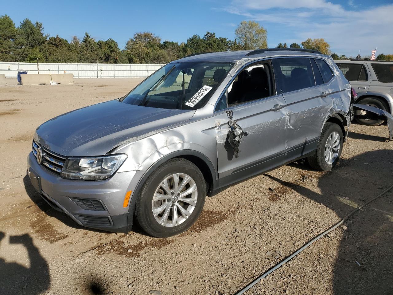 VOLKSWAGEN TIGUAN SE