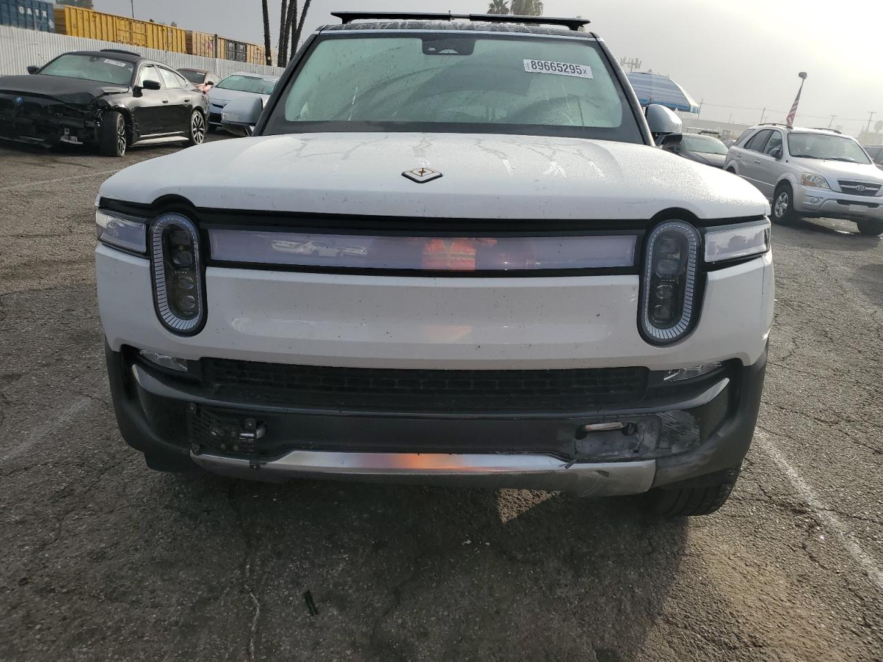 RIVIAN R1S ADVENTURE