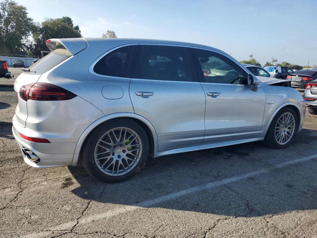 PORSCHE CAYENNE SE HYBRID