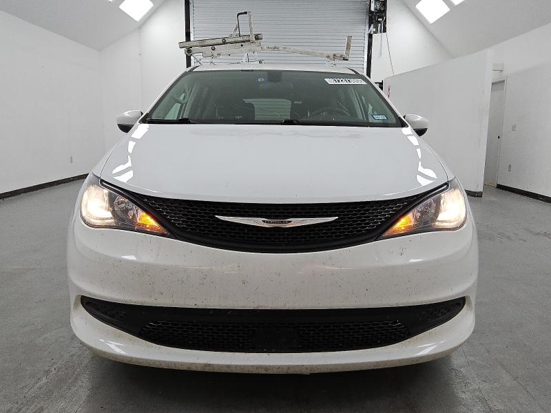 2022 CHRYSLER VOYAGER LX #3316815428