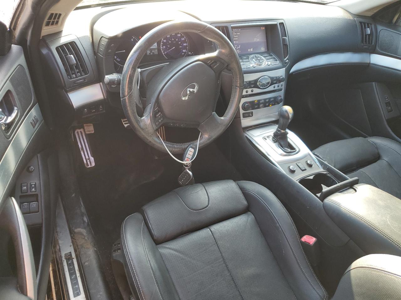 INFINITI Q60 JOURNEY