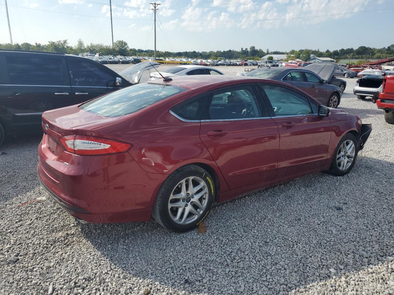 FORD FUSION SE