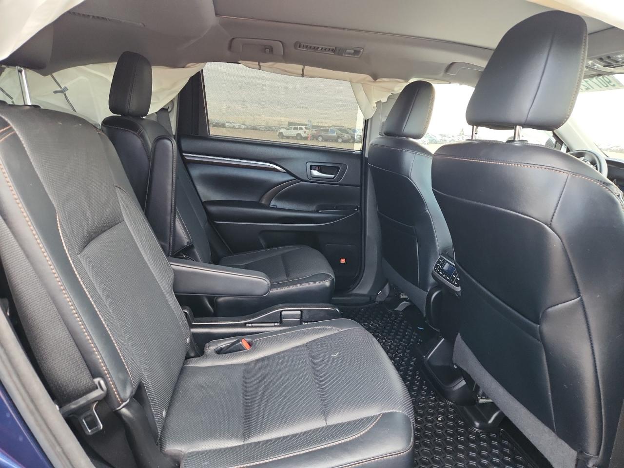 TOYOTA HIGHLANDER LIMITED