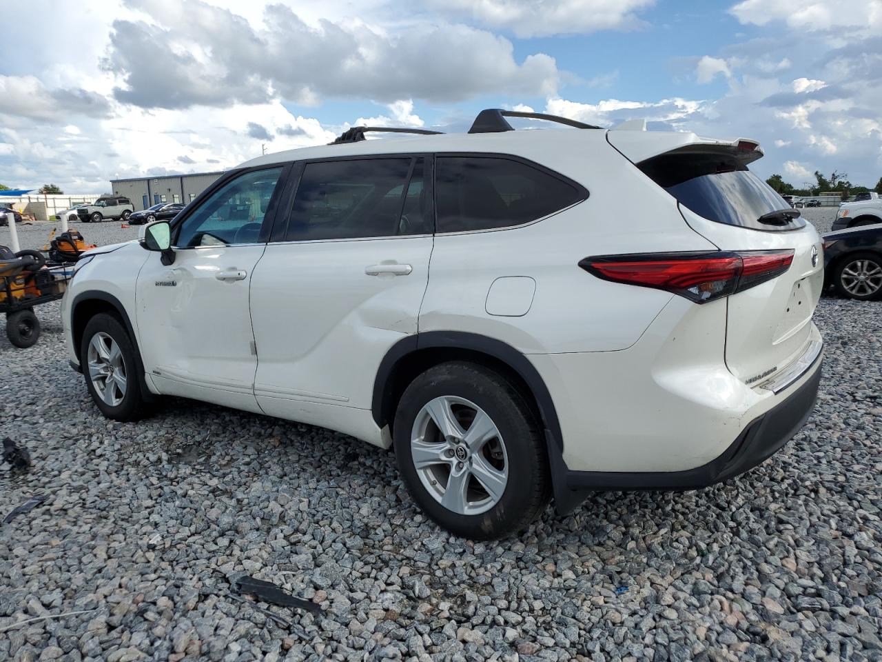 TOYOTA HIGHLANDER HYBRID LE