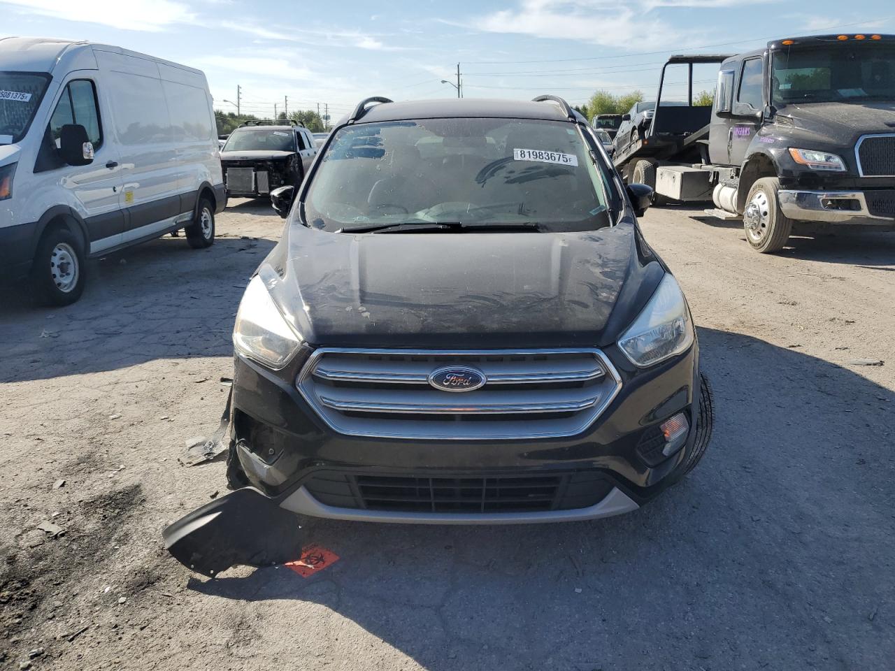 FORD ESCAPE SE