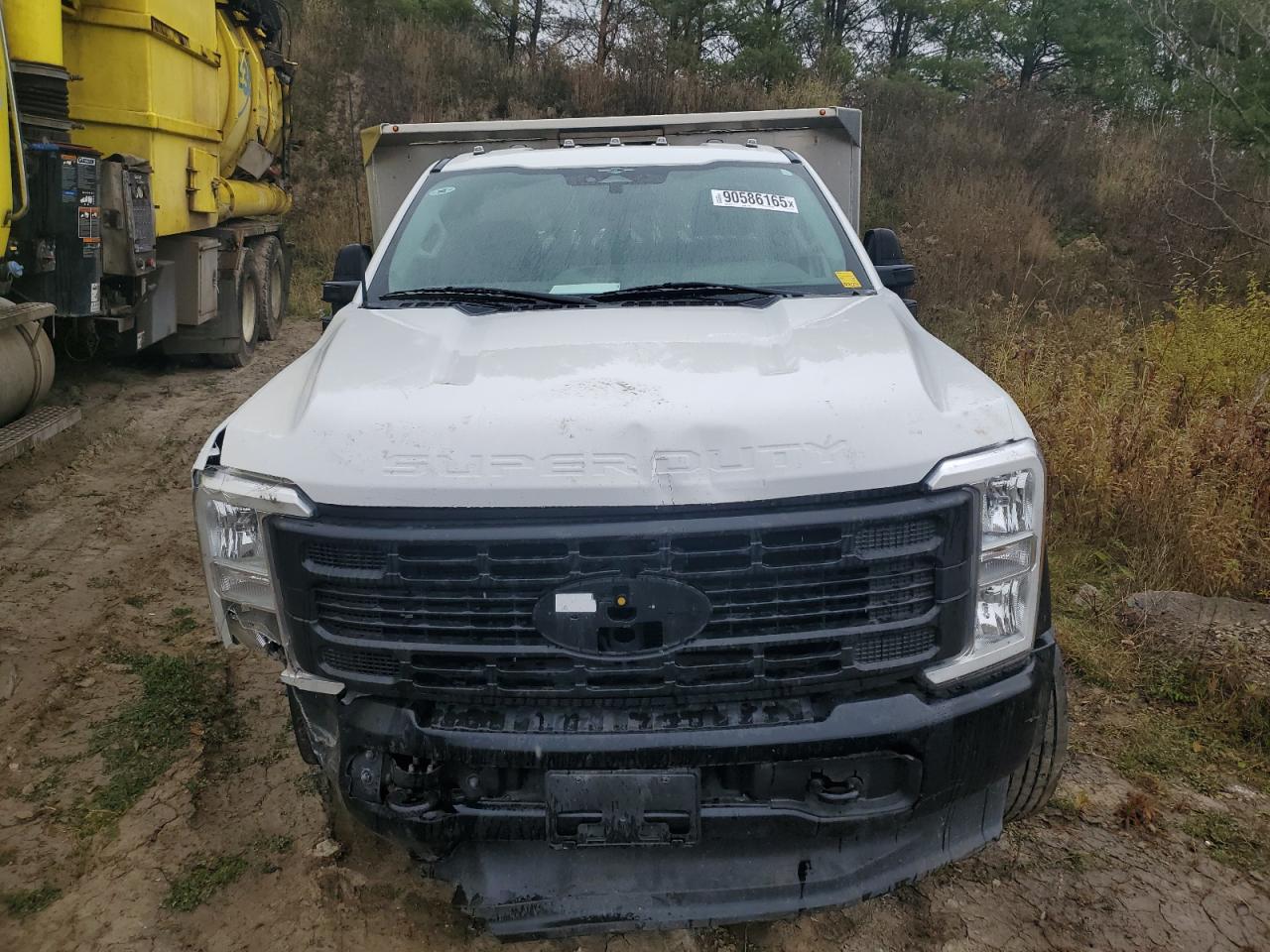 FORD F-550 SUPER DUTY