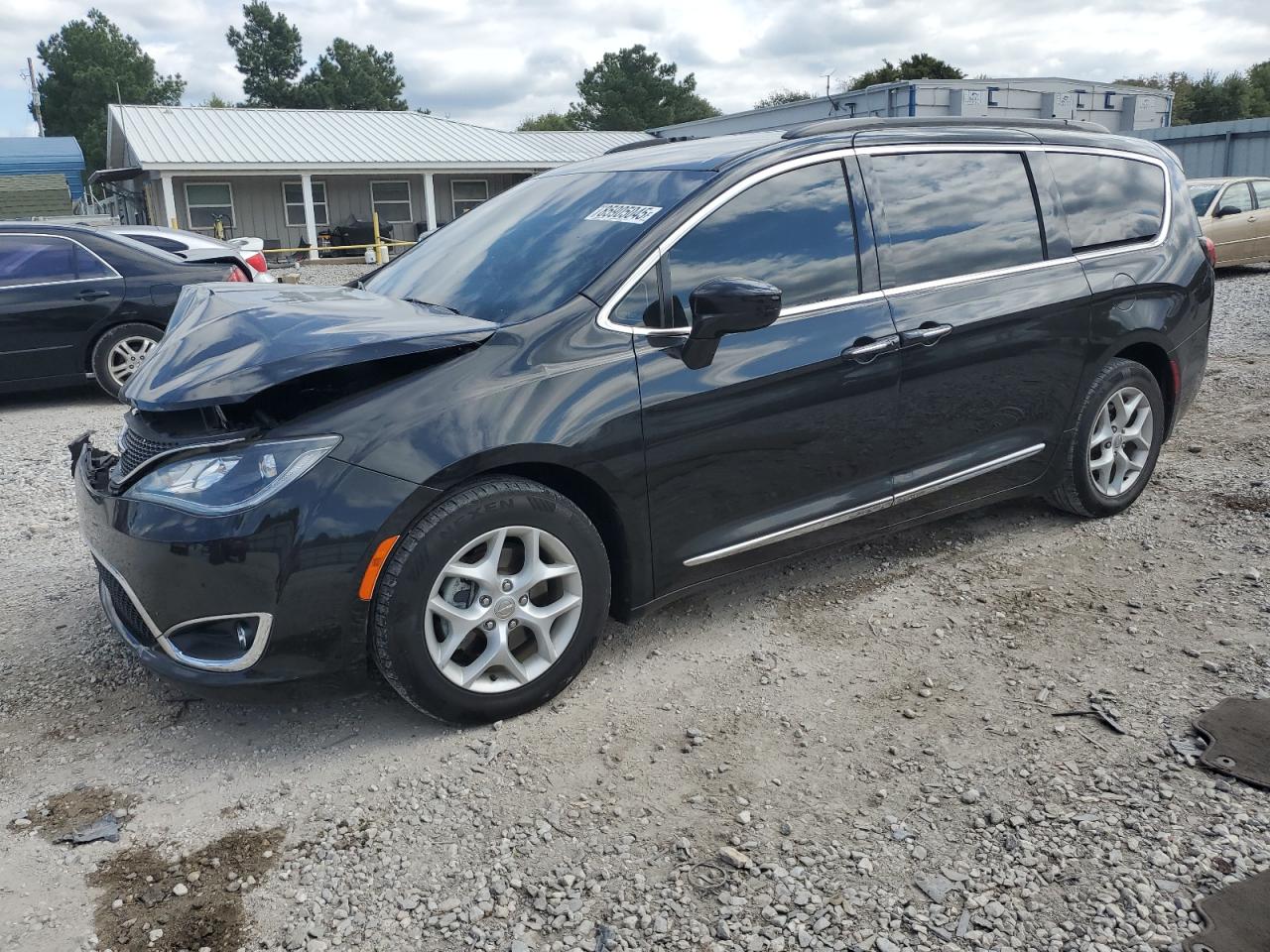 Lot #3273961798 2017 CHRYSLER PACIFICA TOURING L