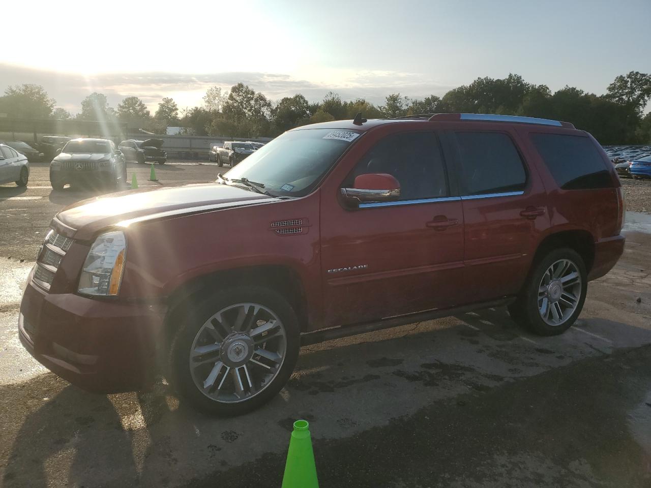CADILLAC ESCALADE PREMIUM