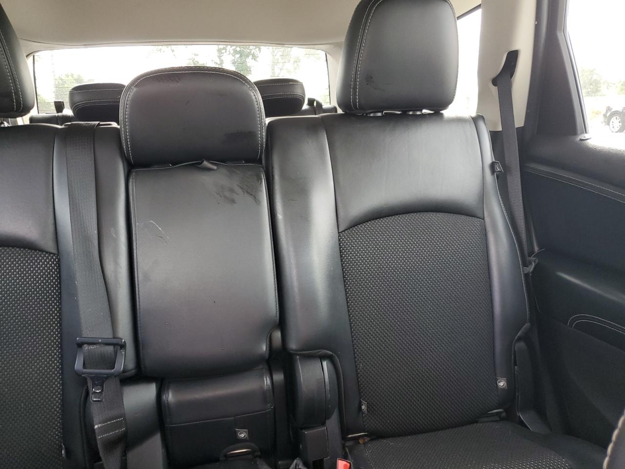 DODGE JOURNEY CROSSROAD