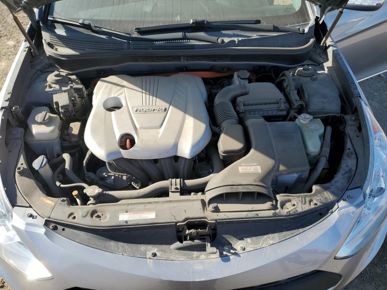 HYUNDAI SONATA HYBRID