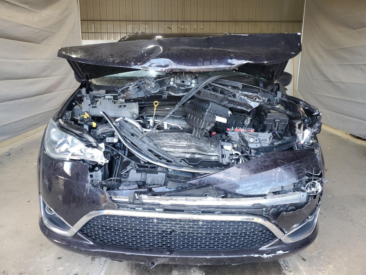 CHRYSLER PACIFICA TOURING L