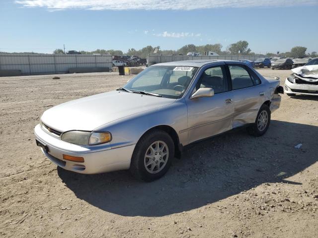 Global Auto Auctions: 1996 TOYOTA CAMRY DX