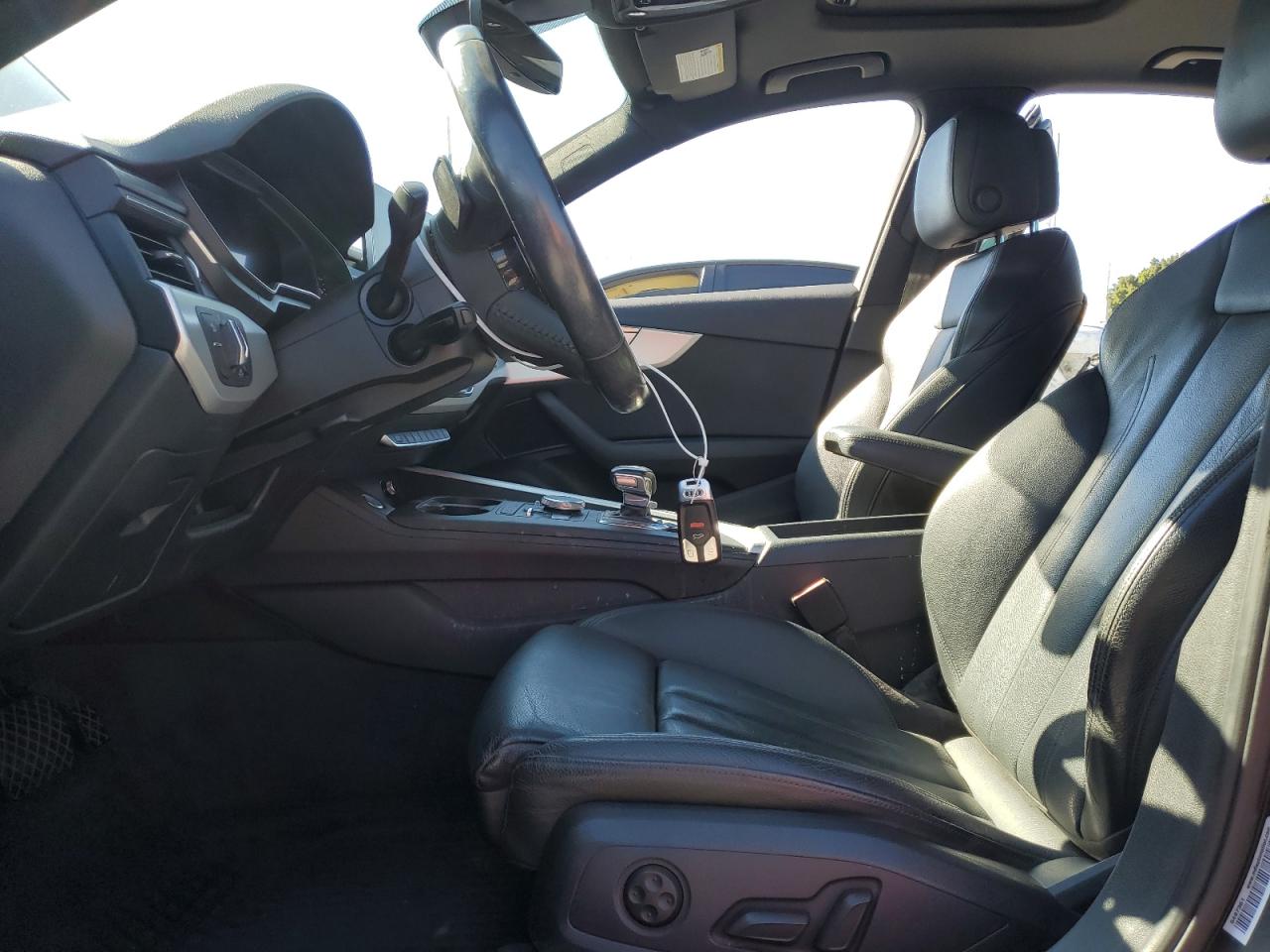 AUDI A4 PREMIUM PLUS