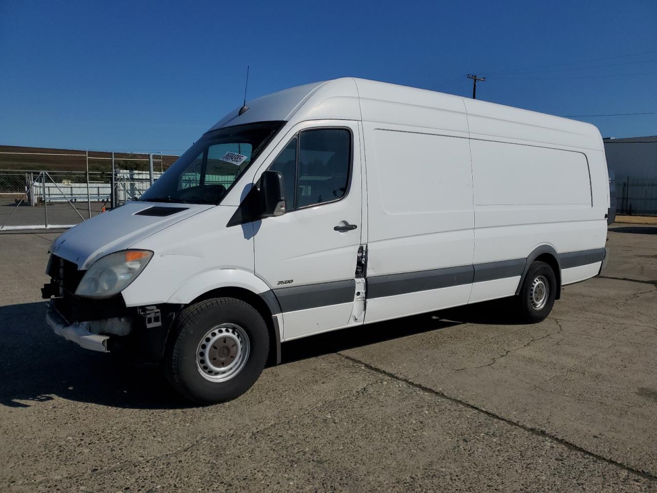 MERCEDES-BENZ SPRINTER 2500