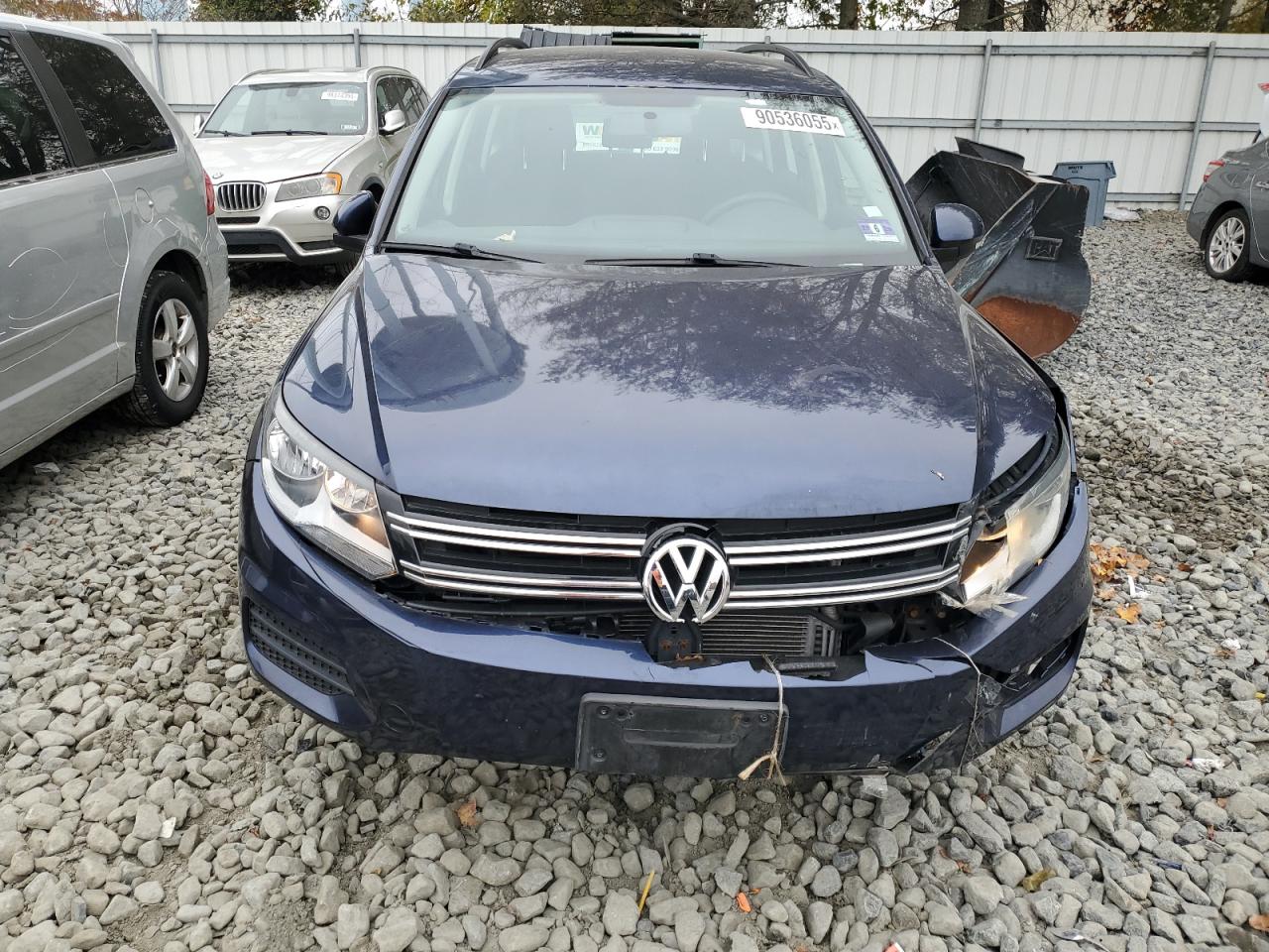 VOLKSWAGEN TIGUAN S