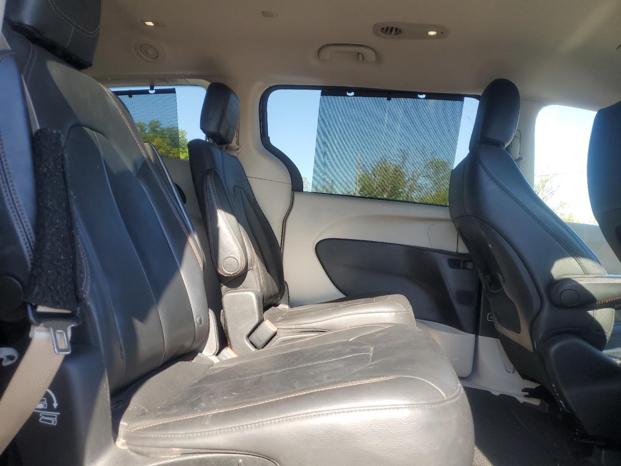 CHRYSLER PACIFICA TOURING L