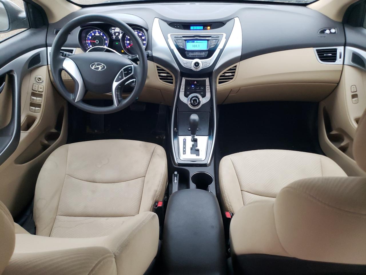 HYUNDAI ELANTRA GLS