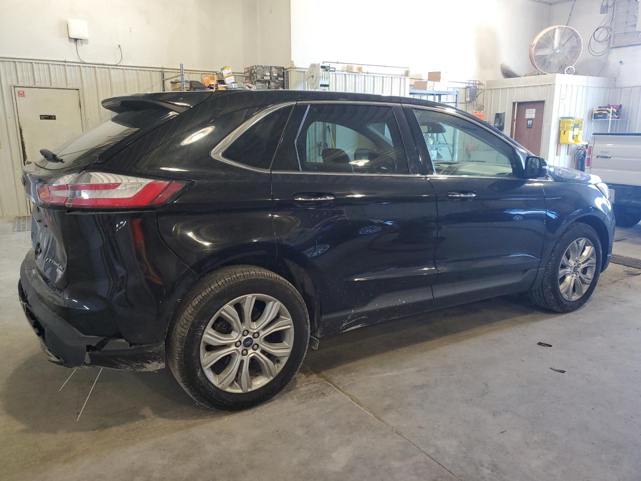 FORD EDGE TITANIUM