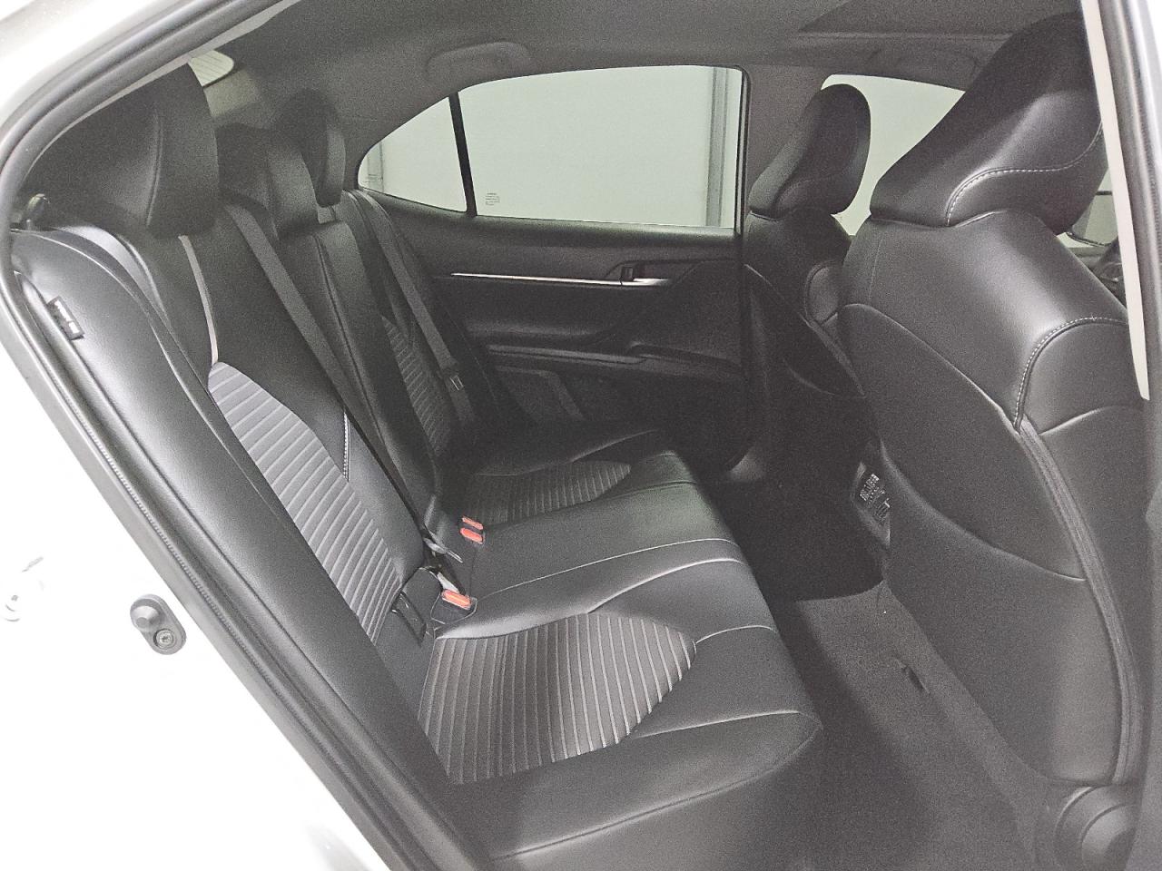 TOYOTA CAMRY SE NIGHT SHADE