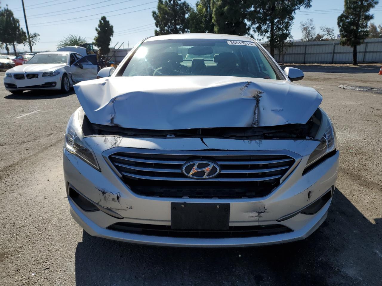 Lot #3302700015 2017 HYUNDAI SONATA SE