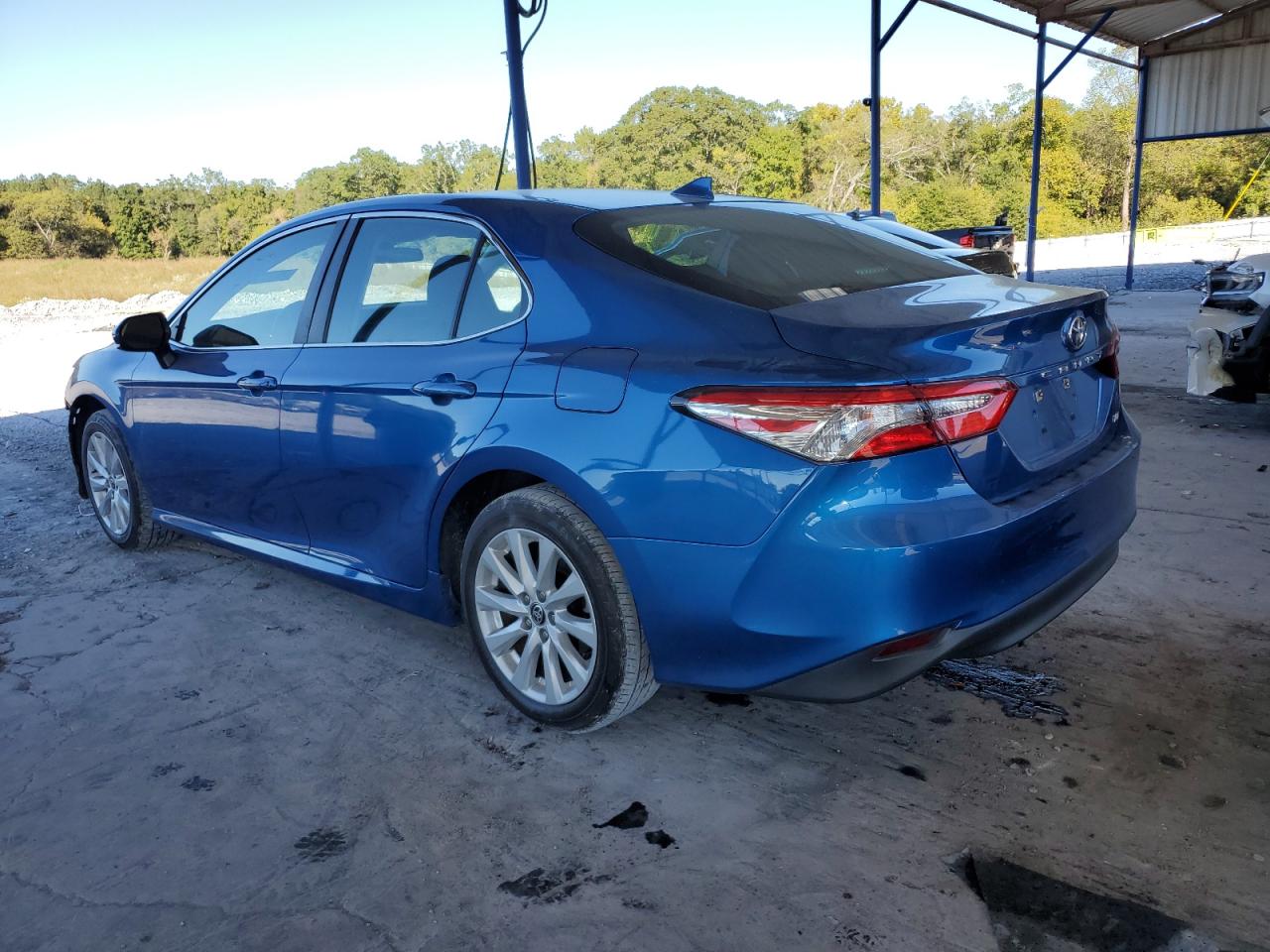 TOYOTA CAMRY LE