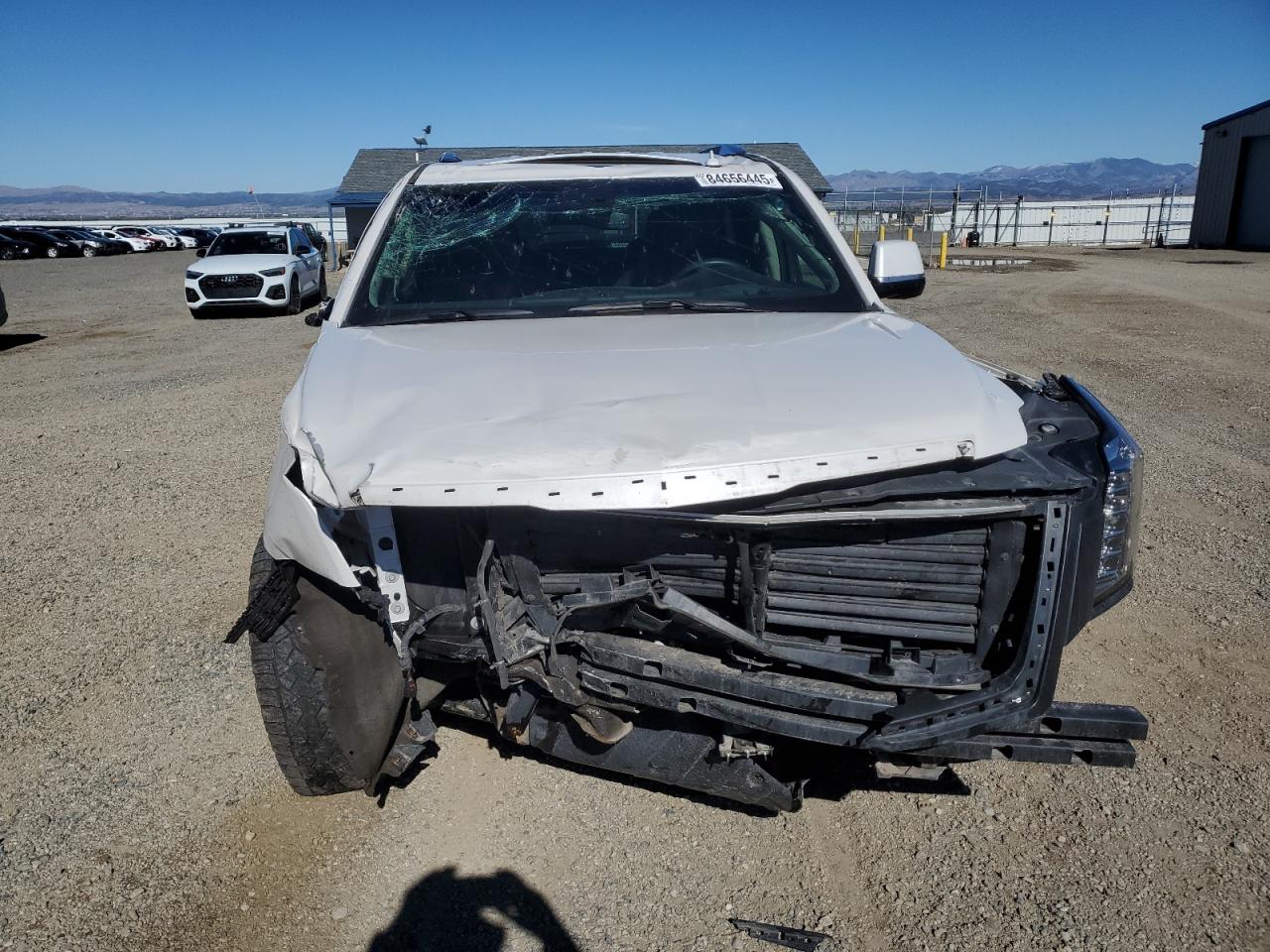 CADILLAC ESCALADE LUXURY