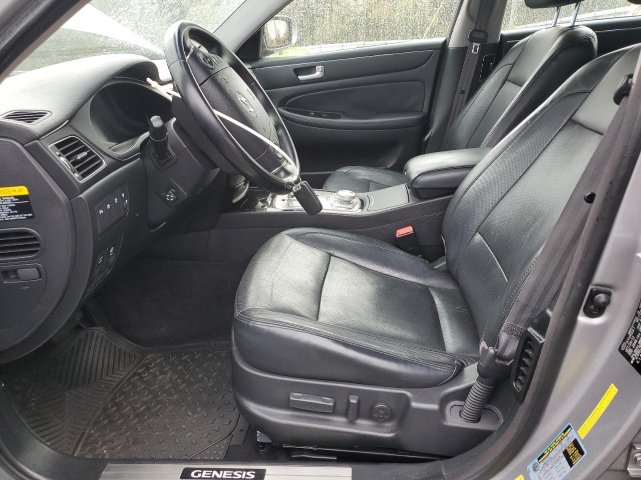 HYUNDAI GENESIS 5.0L