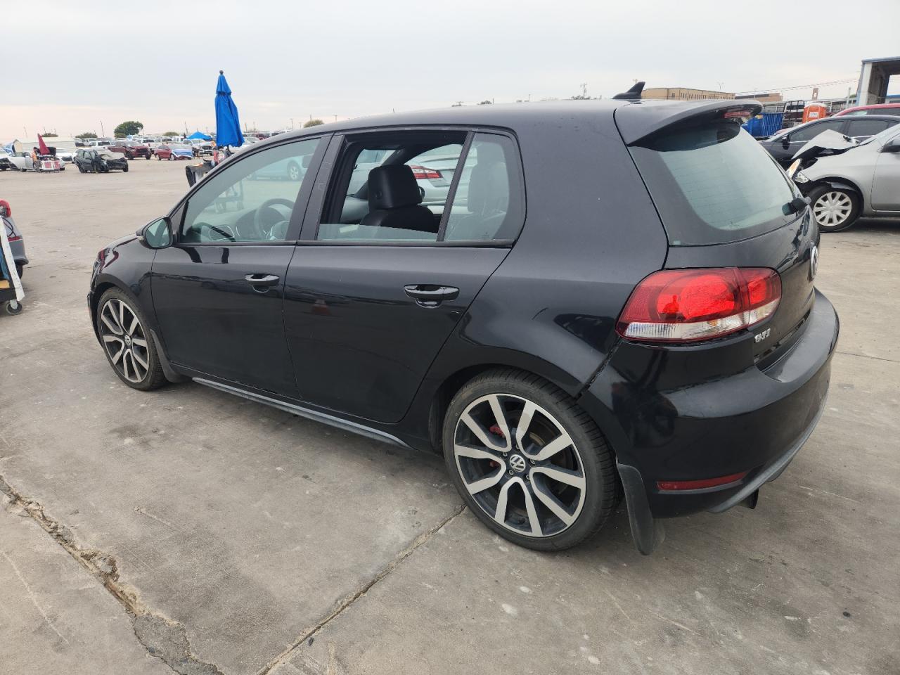 VOLKSWAGEN GOLF GTI