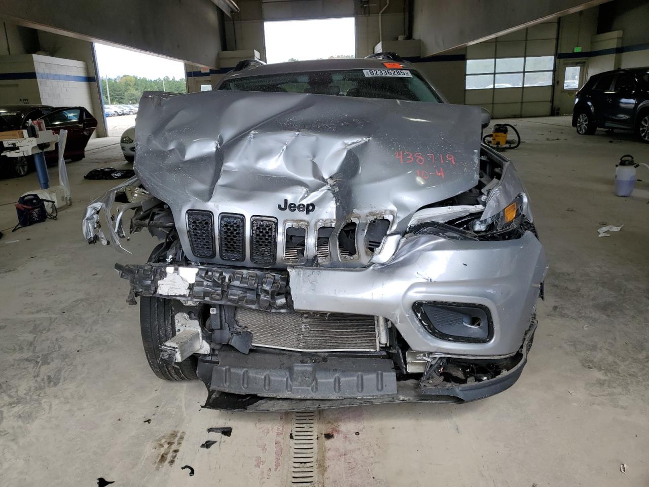 JEEP GRAND CHEROKEE LATITUDE PLUS