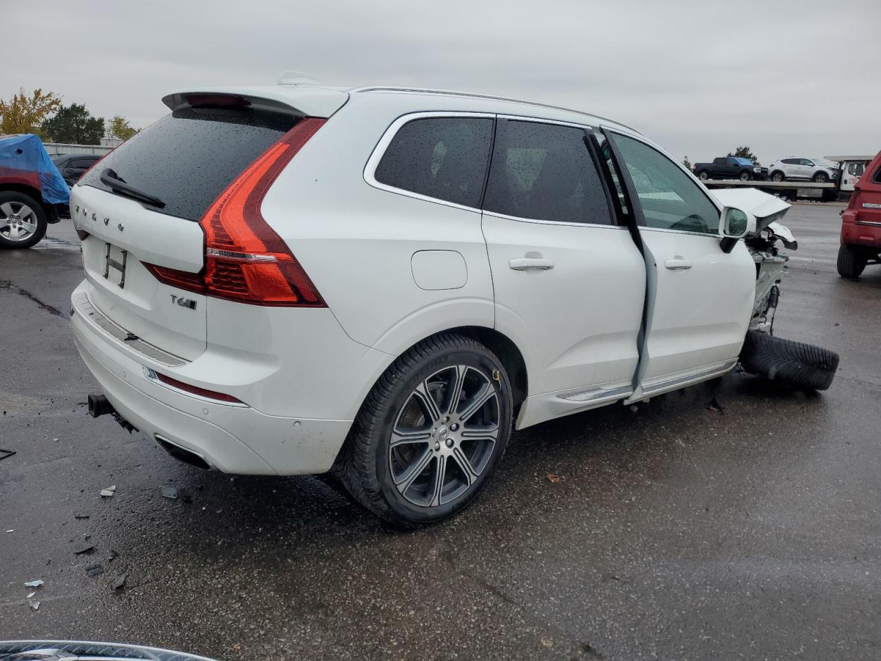 VOLVO XC60 T6
