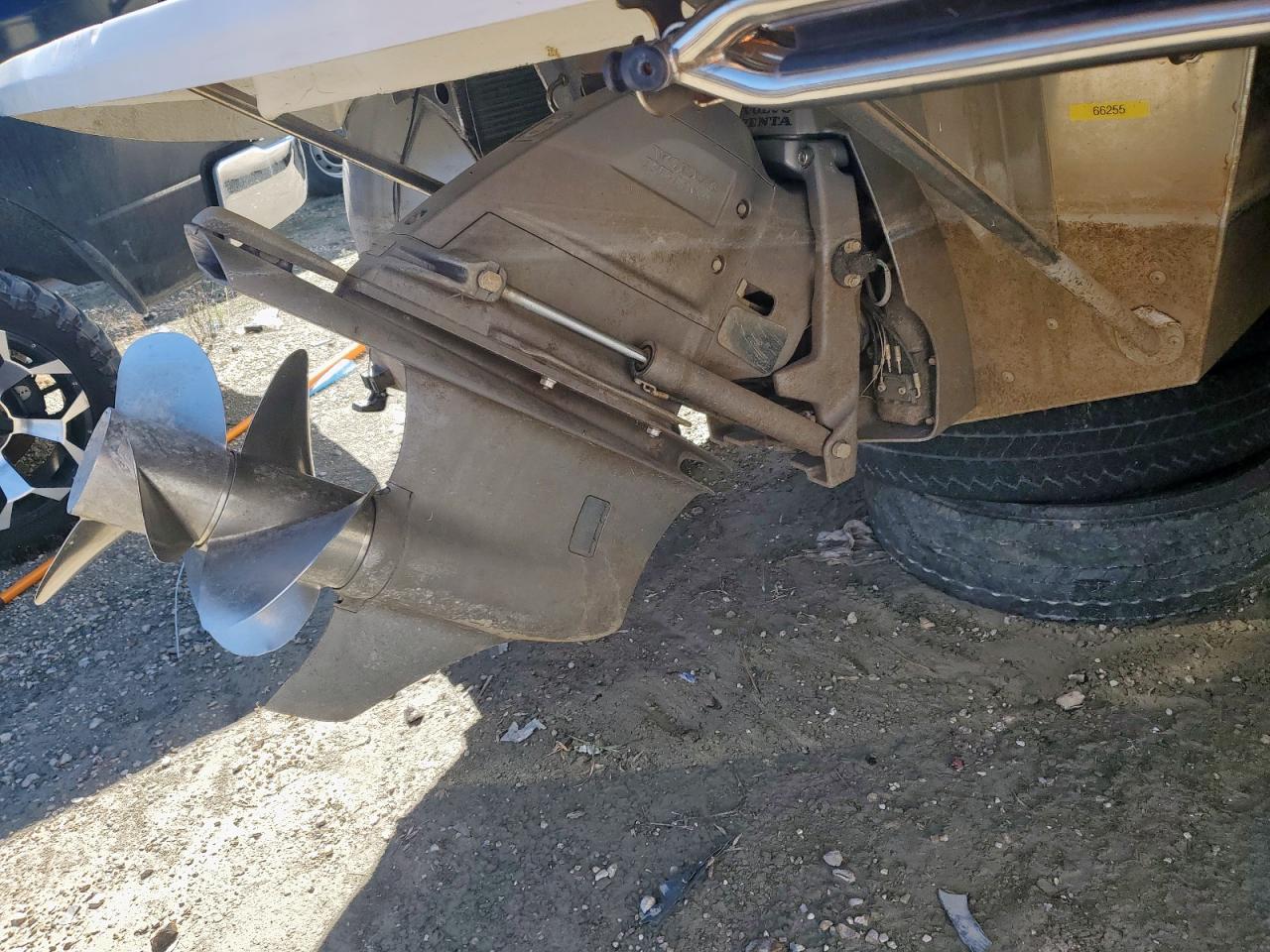 Lot #3310306951 2015 BENNINGTON PONTOON