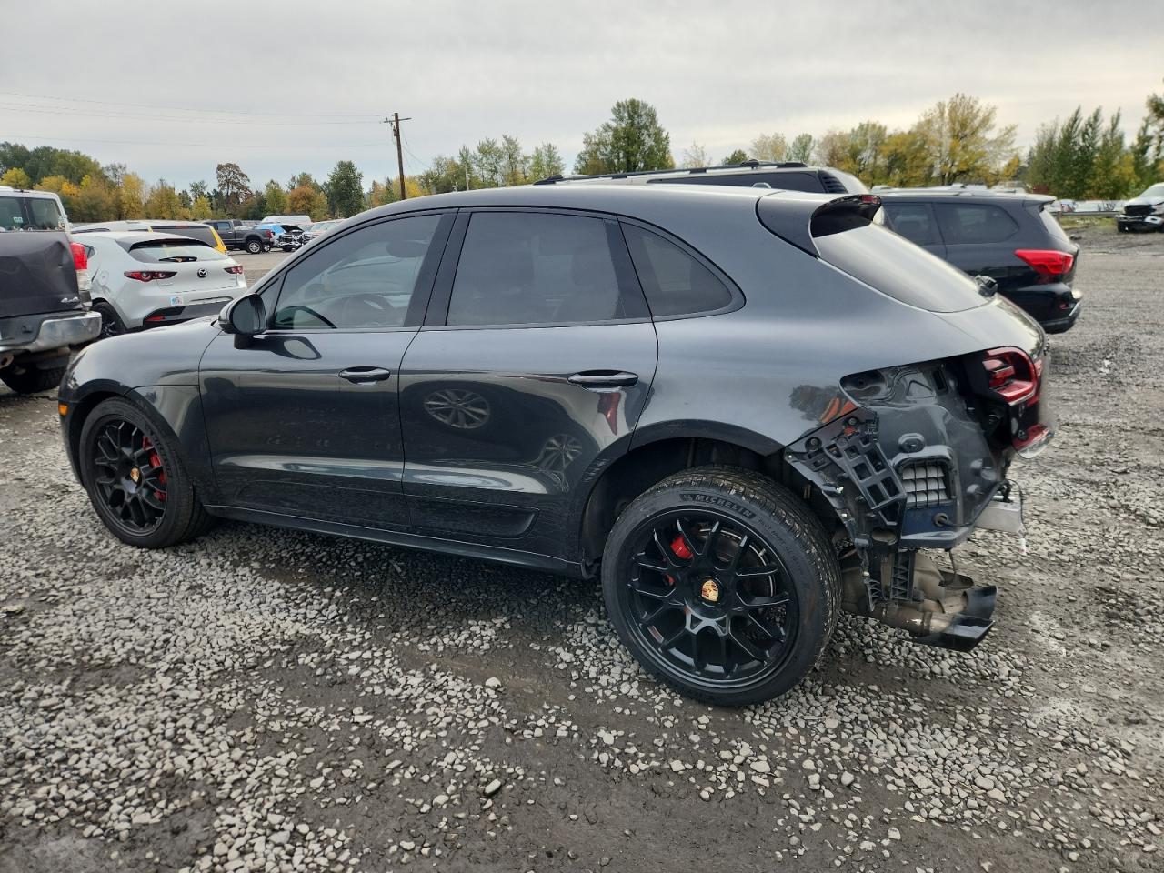 PORSCHE MACAN GTS