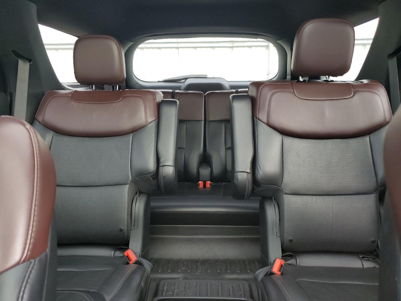 FORD EXPLORER PLATINUM