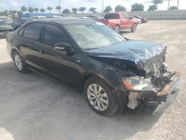 2014 VOLKSWAGEN PASSAT S - 1VWAH7A3XEC012979