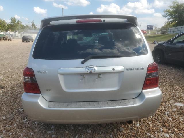 2005 TOYOTA HIGHLANDER #3315558778