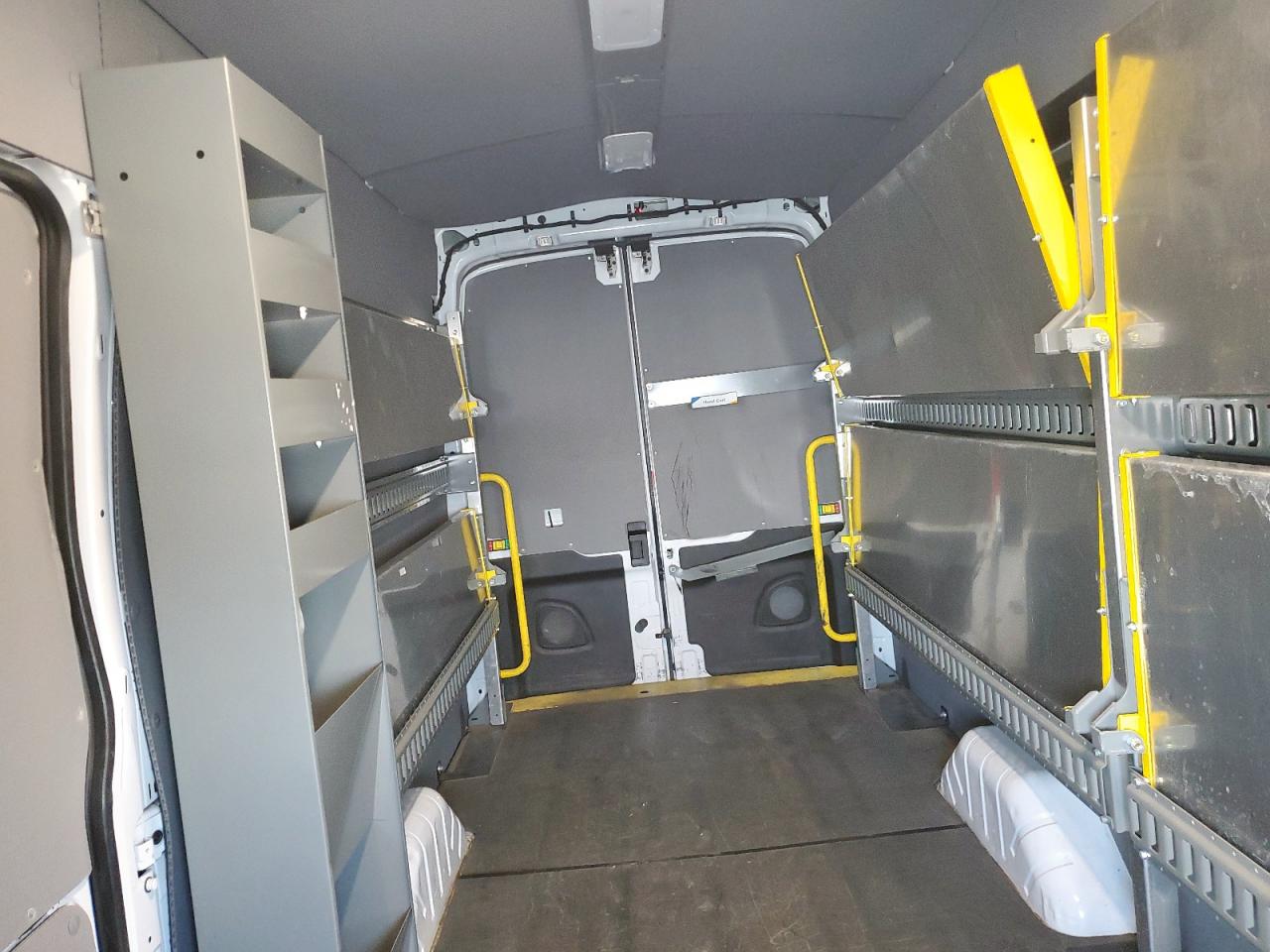 FORD E-TRANSIT T-350