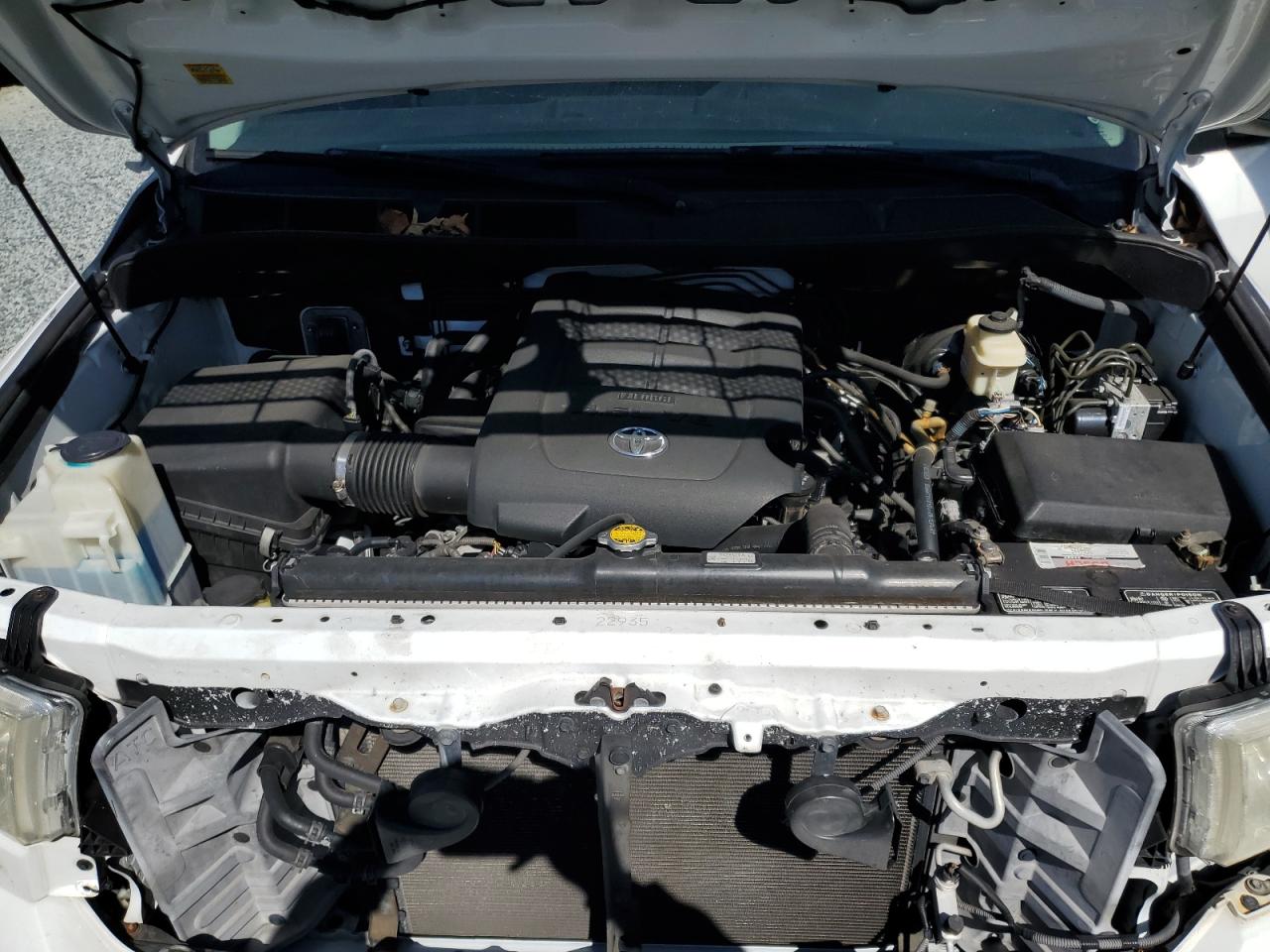 TOYOTA TUNDRA DOUBLE CAB SR5