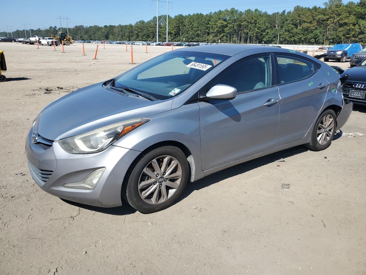 HYUNDAI ELANTRA SE