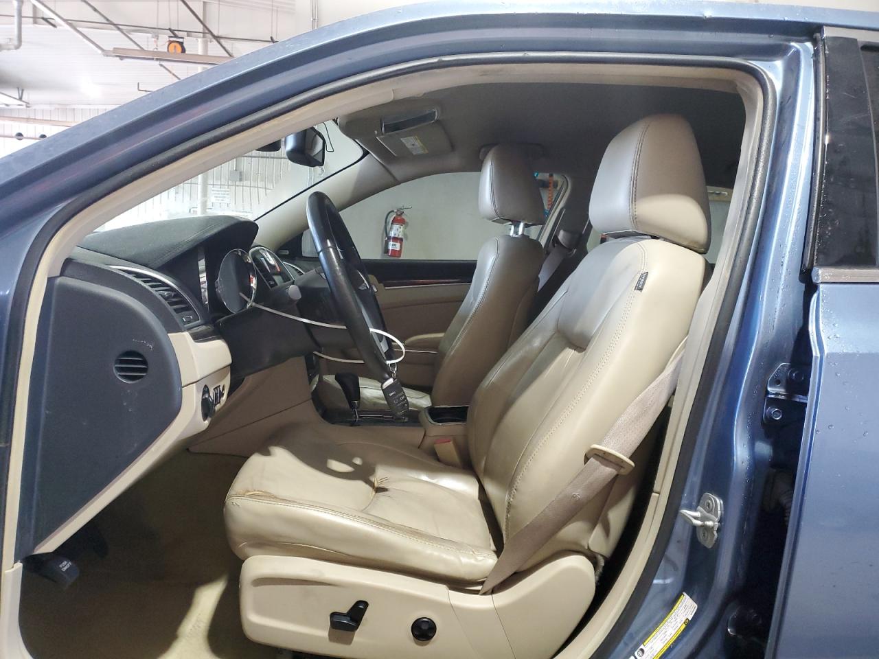 Lot #3315961113 2011 CHRYSLER 300 LIMITE