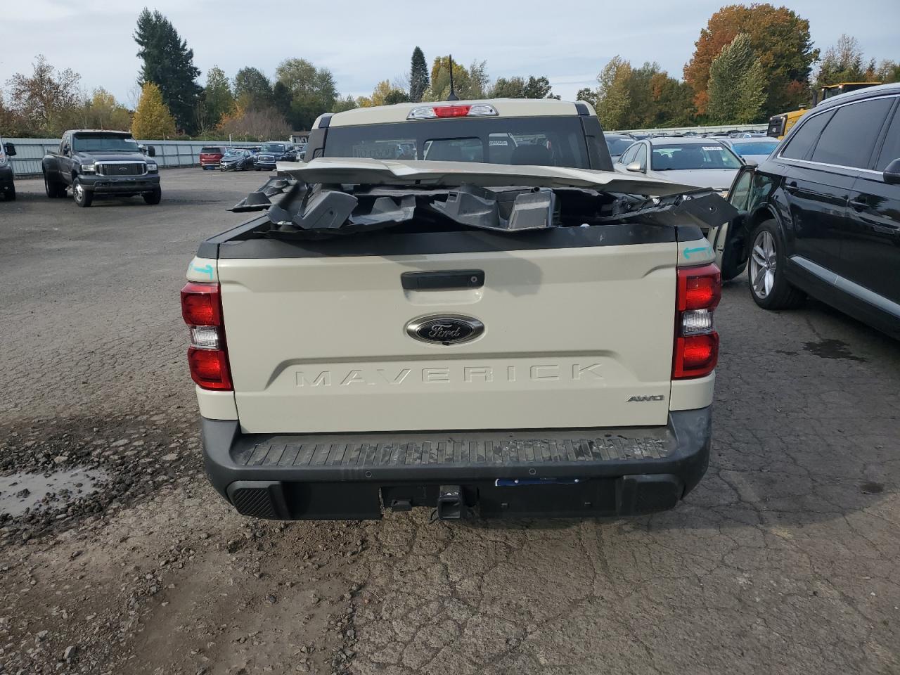 FORD MAVERICK LARIAT