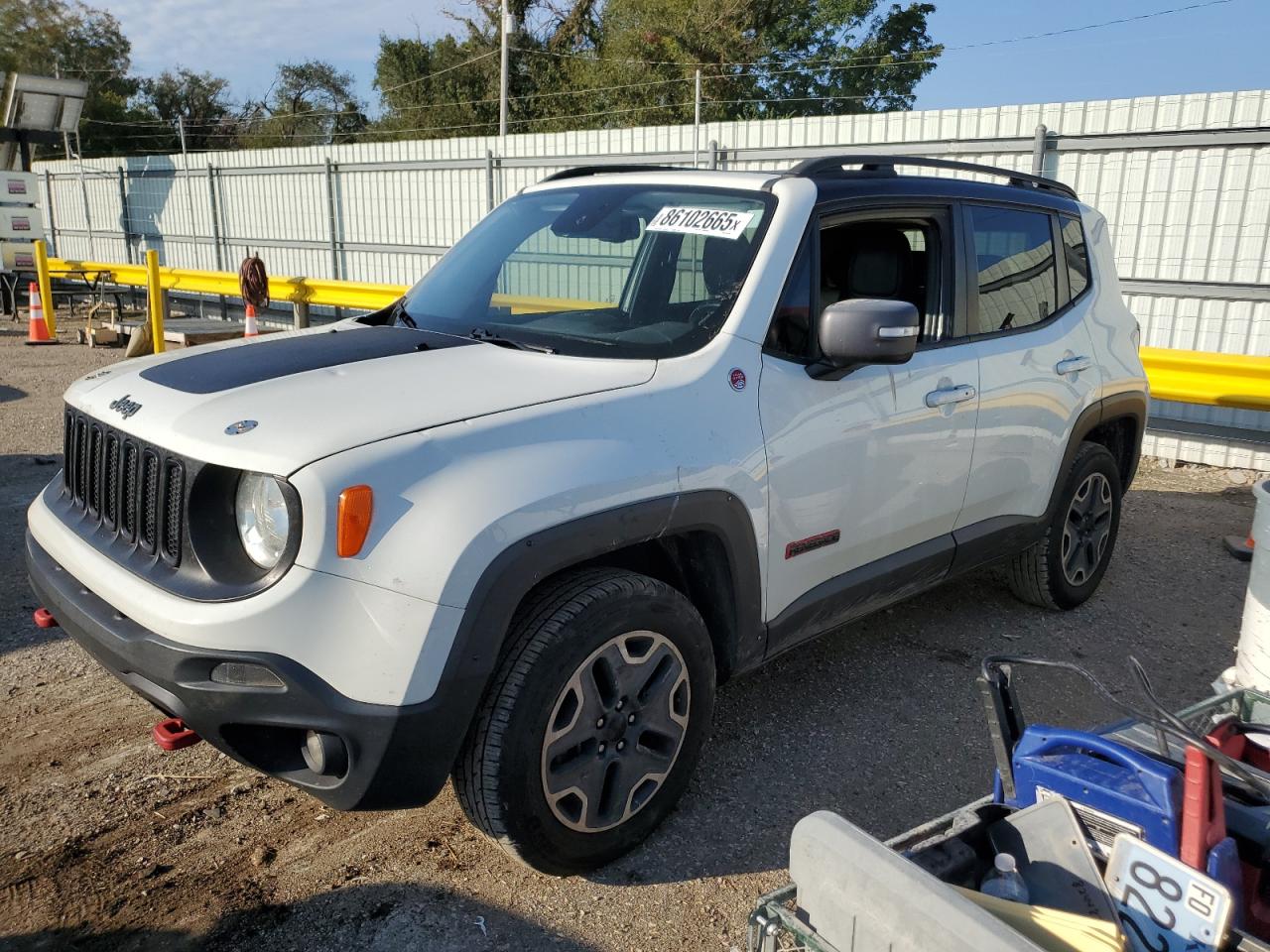 Lot #3305338300 2016 JEEP RENEGADE T