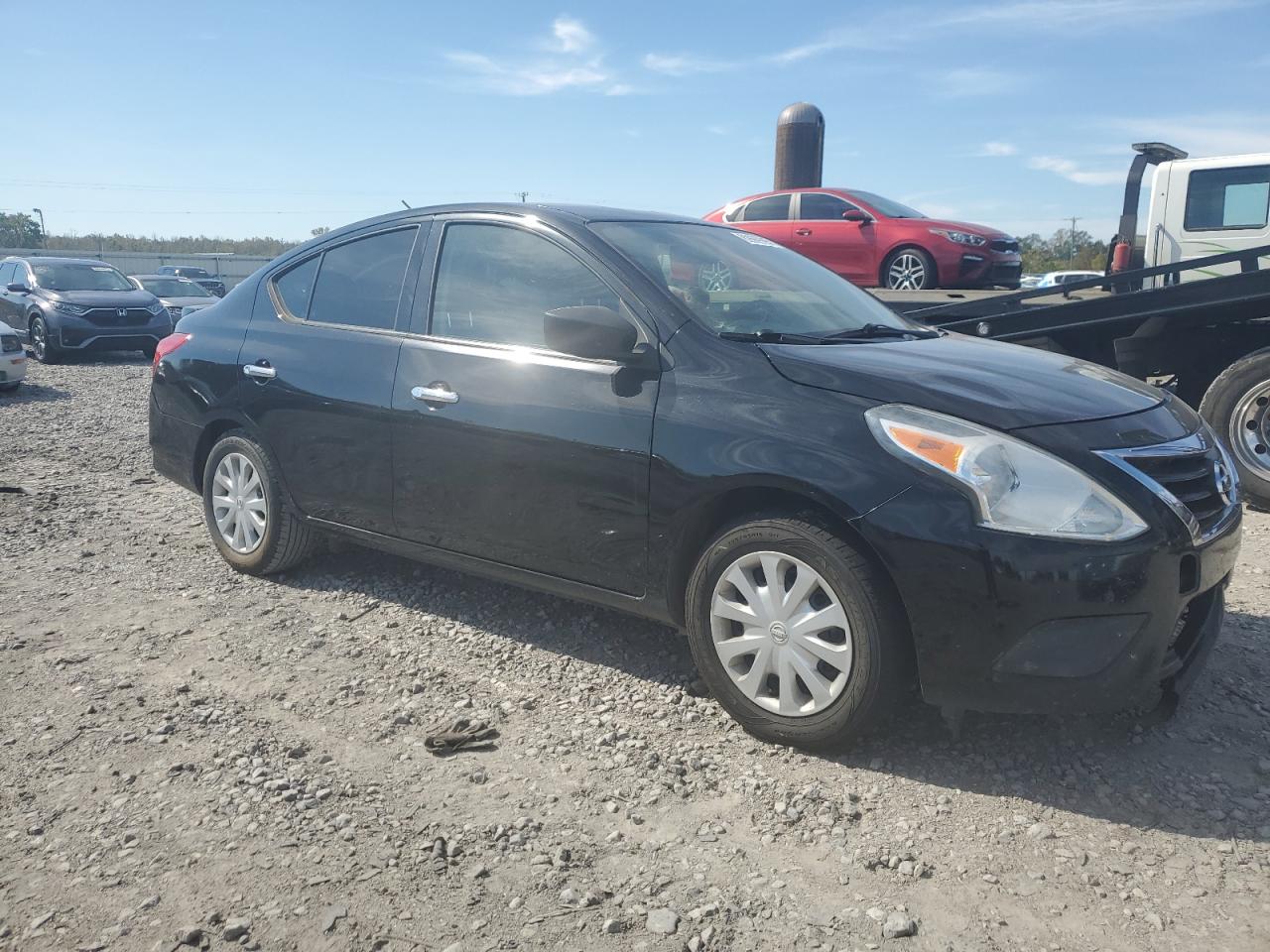 NISSAN VERSA S