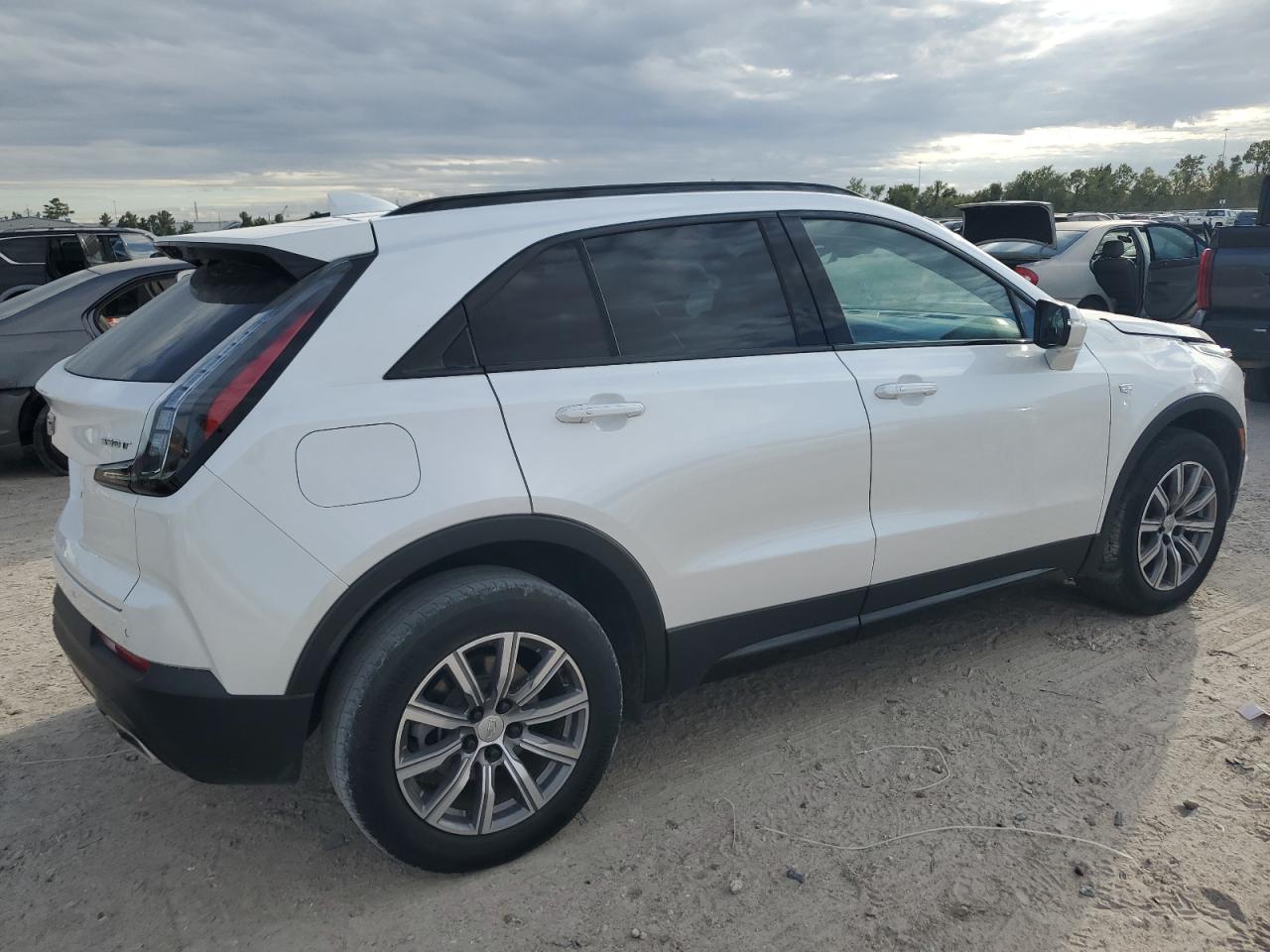 CADILLAC XT4 SPORT