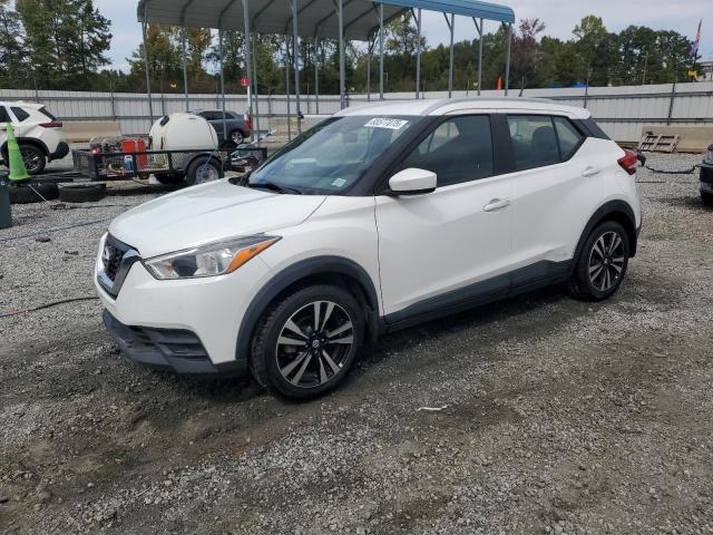 NISSAN KICKS S