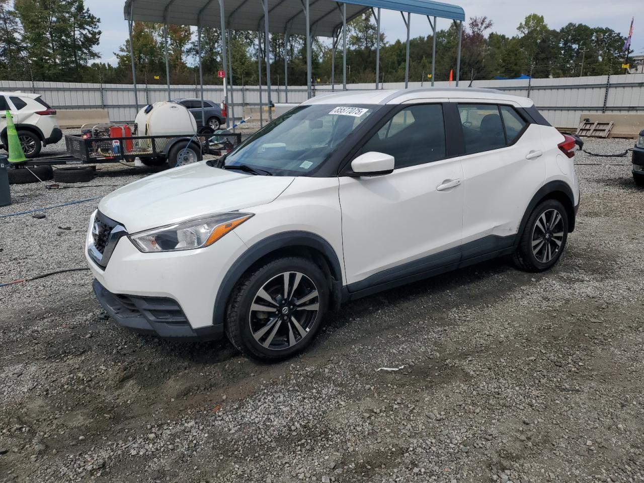 NISSAN KICKS S