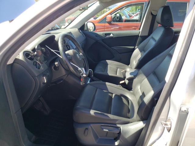 2017 VOLKSWAGEN TIGUAN S WVGBV7AX8HK000399